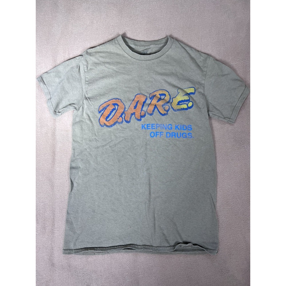Y2K D.A.R.E 'Keeping Kids Off Drugs' Mens Graphic T-Shirt - Size S